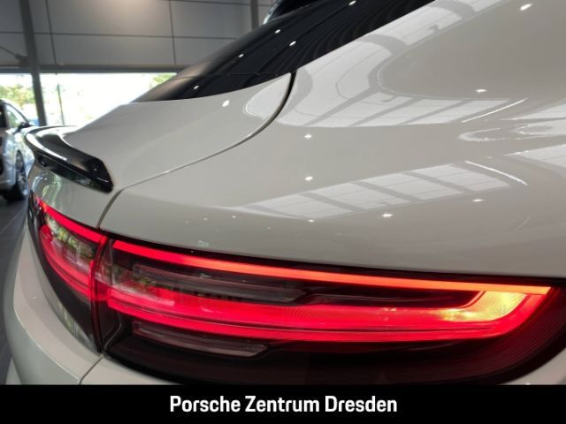 Porsche Cayenne 2022