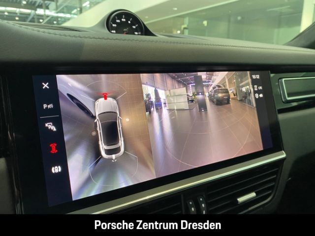 Porsche Cayenne 2022