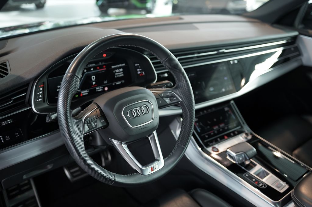 Audi SQ8 2020