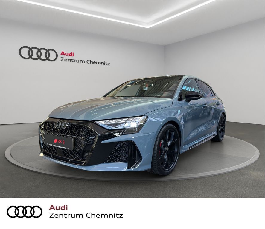 Audi RS3 2025