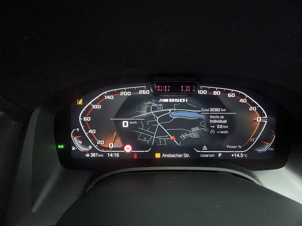 BMW M850 2025