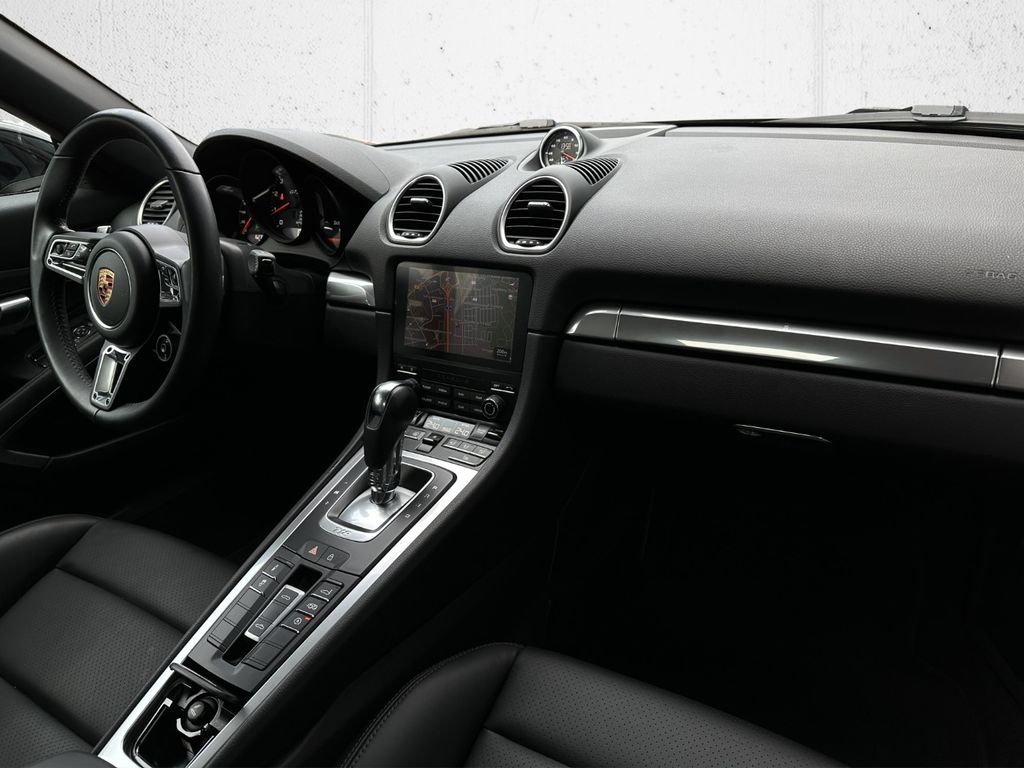 Porsche Boxster 2024