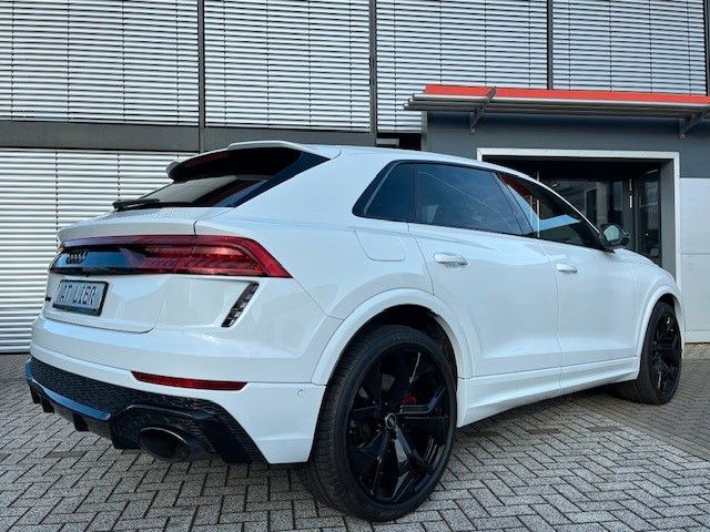 Audi RSQ8 2023