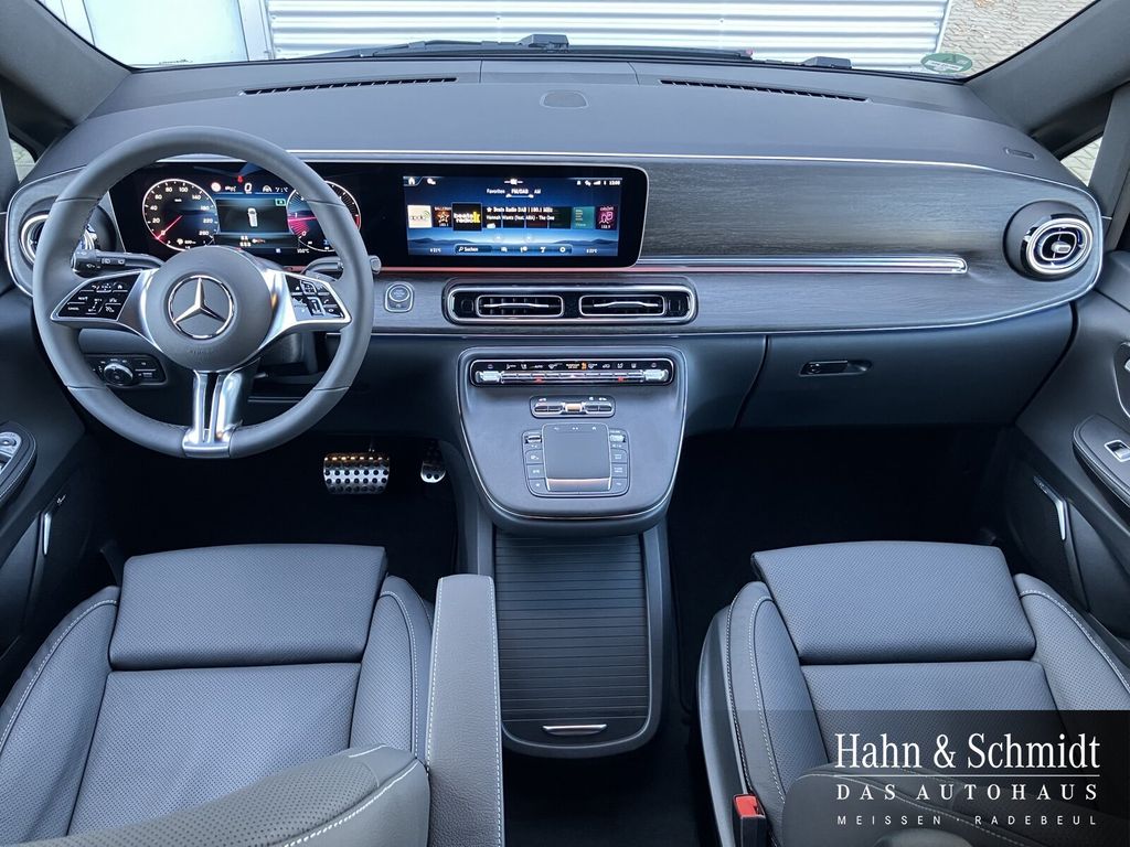 Mercedes-Benz V 300 2025