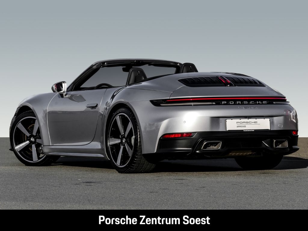 Porsche 992 2025