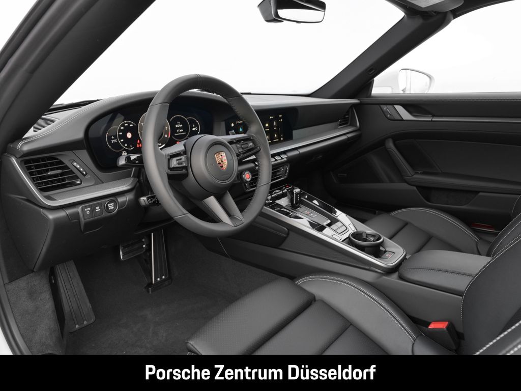 Porsche 992 2025