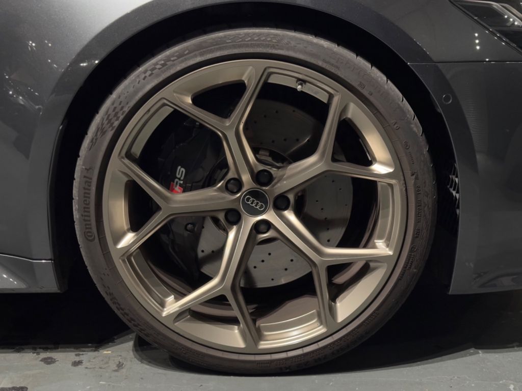 Audi RS6 2025