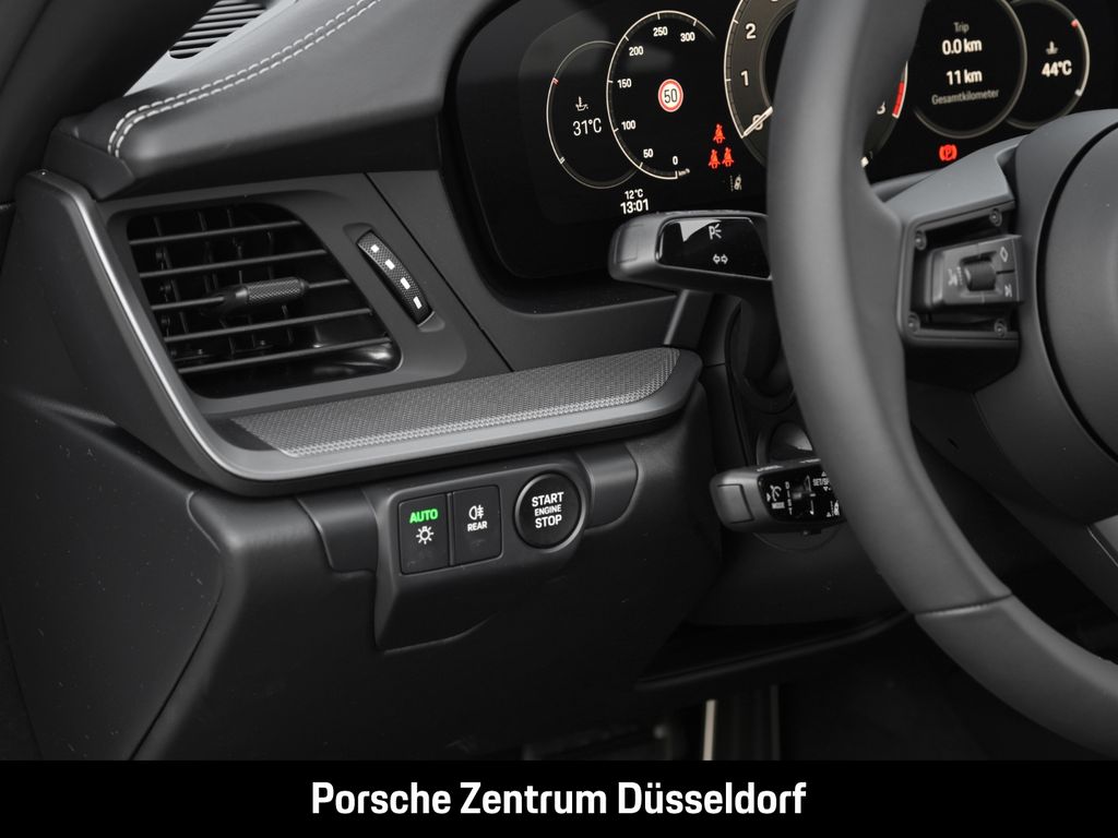 Porsche 992 2025