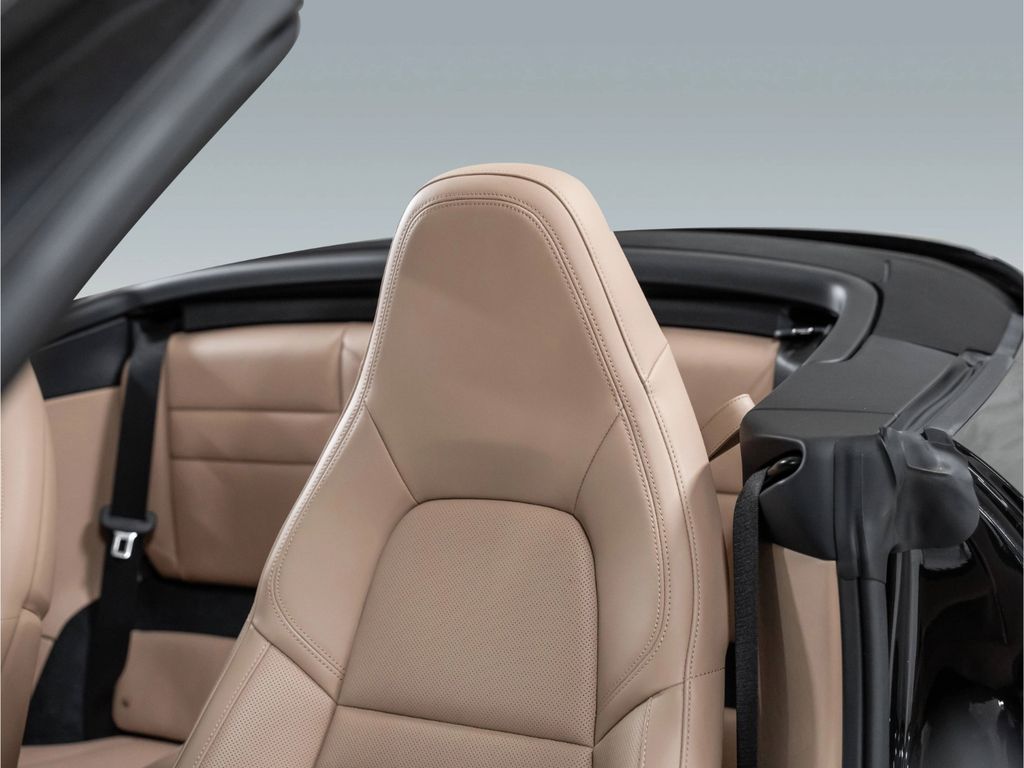 Porsche 992 2024