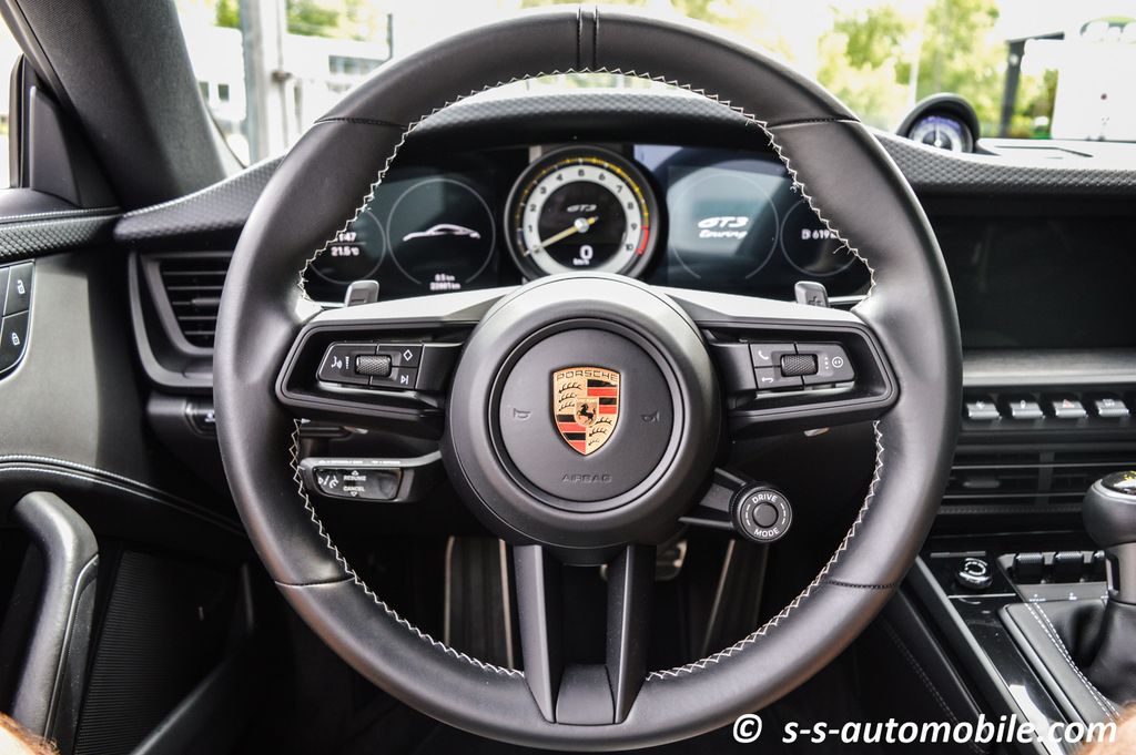 Porsche 992 2022