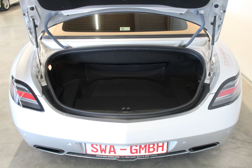 Mercedes-Benz SLS AMG 2013