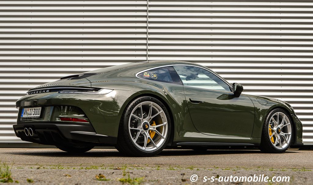 Porsche 992 2022