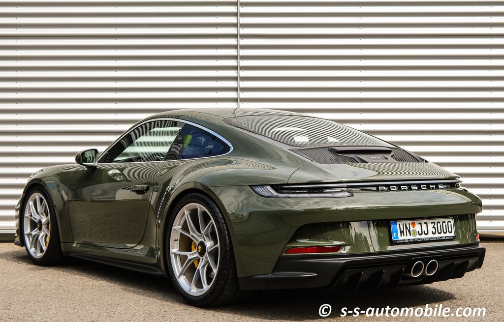 Porsche 992 2022