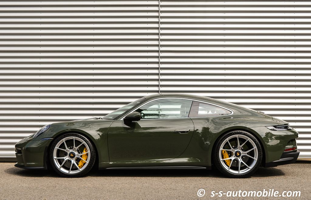 Porsche 992 2022