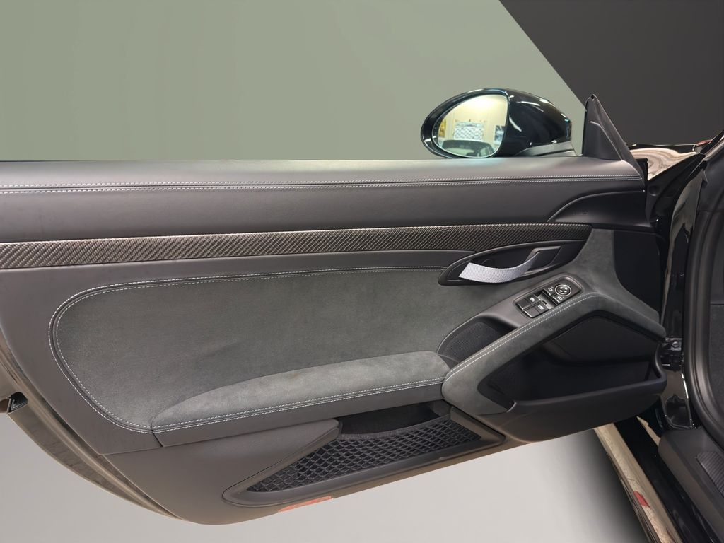 Porsche Boxster 2025