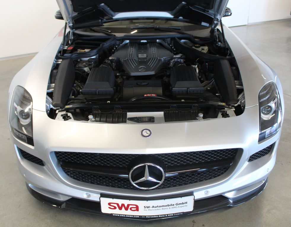 Mercedes-Benz SLS AMG 2013