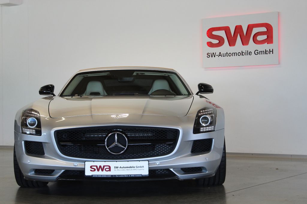 Mercedes-Benz SLS AMG 2013