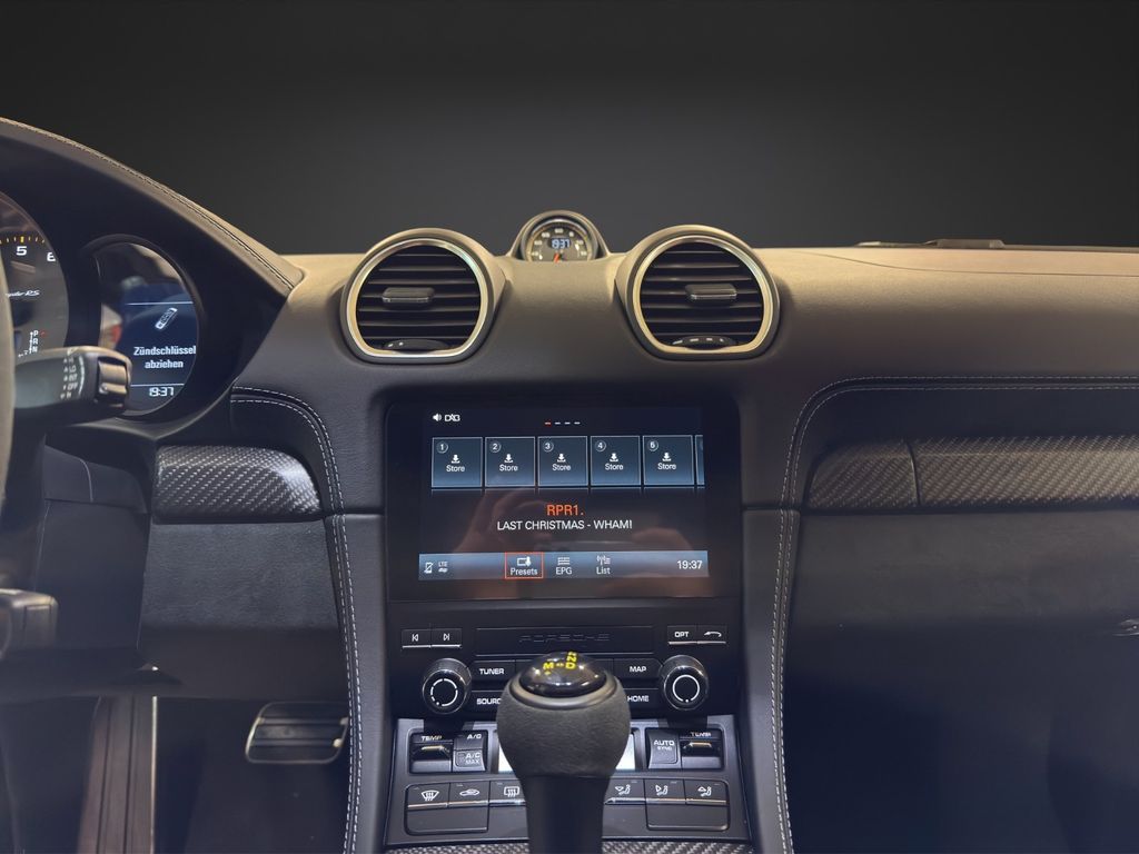 Porsche Boxster 2025