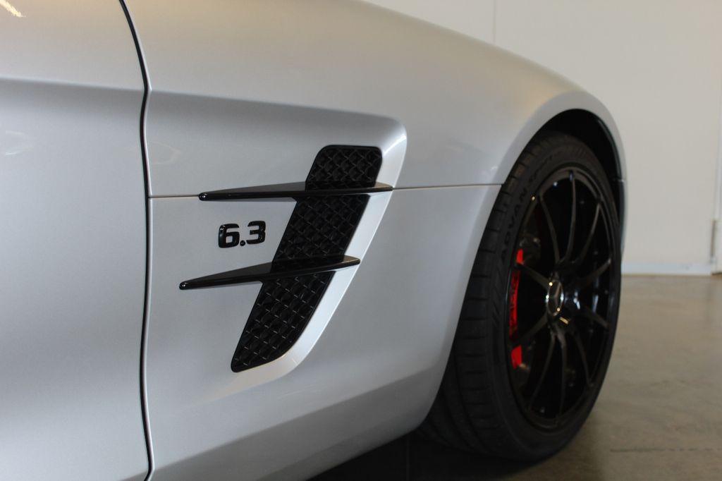 Mercedes-Benz SLS AMG 2013