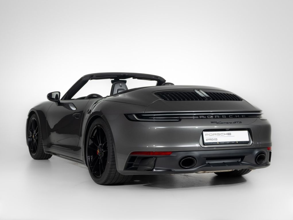 Porsche 992 2023