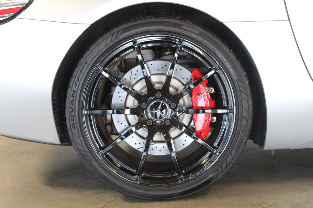 Mercedes-Benz SLS AMG 2013