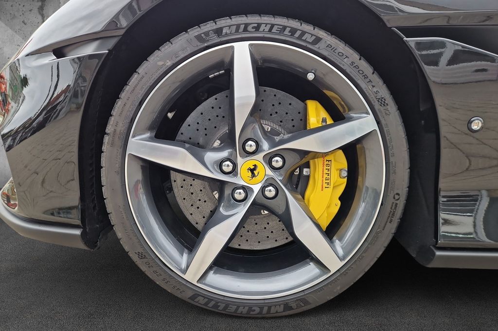 Ferrari Portofino 2023