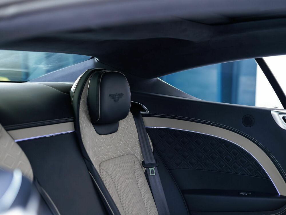Bentley Continental 2023