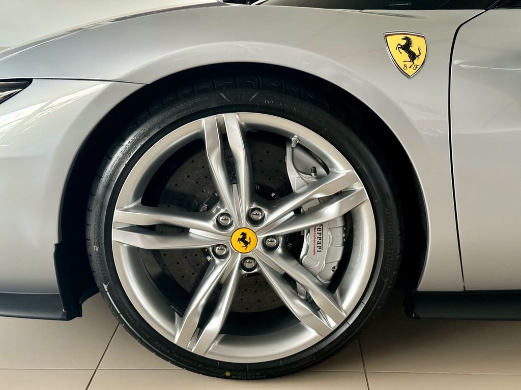 Ferrari 296 GTB 2024