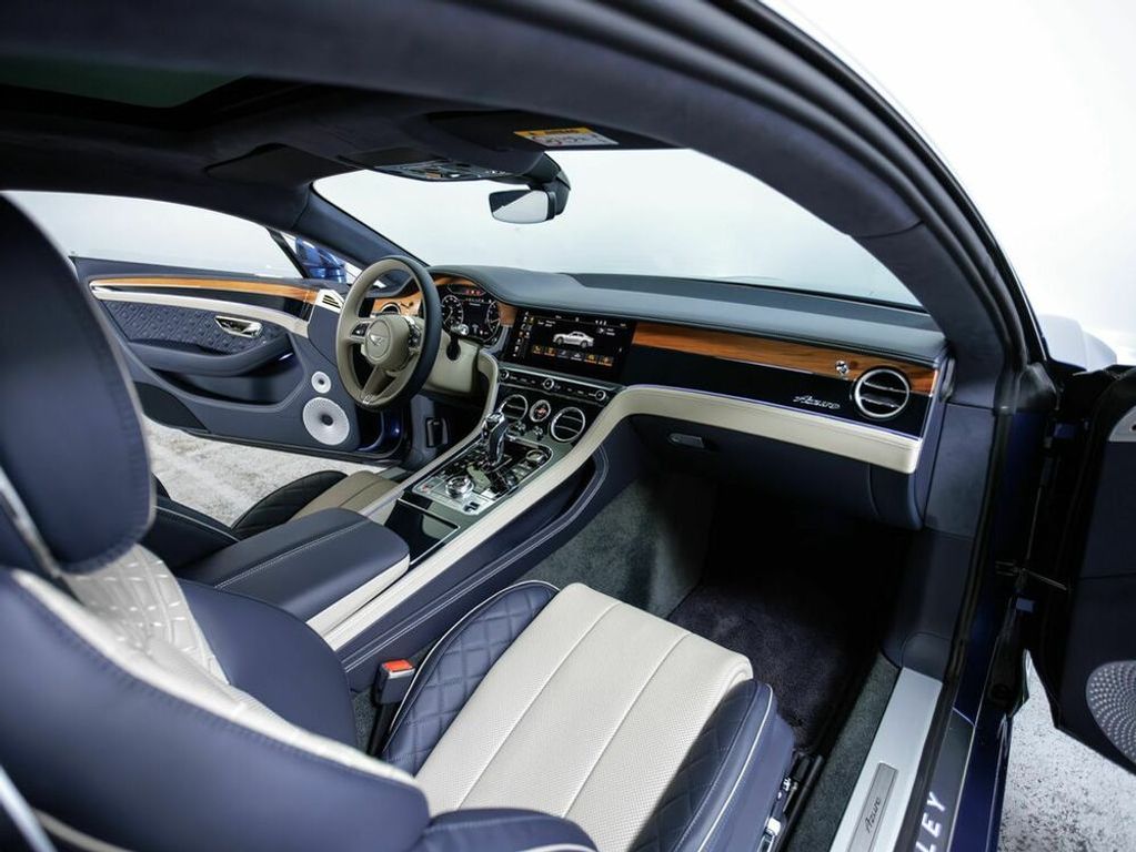 Bentley Continental 2023
