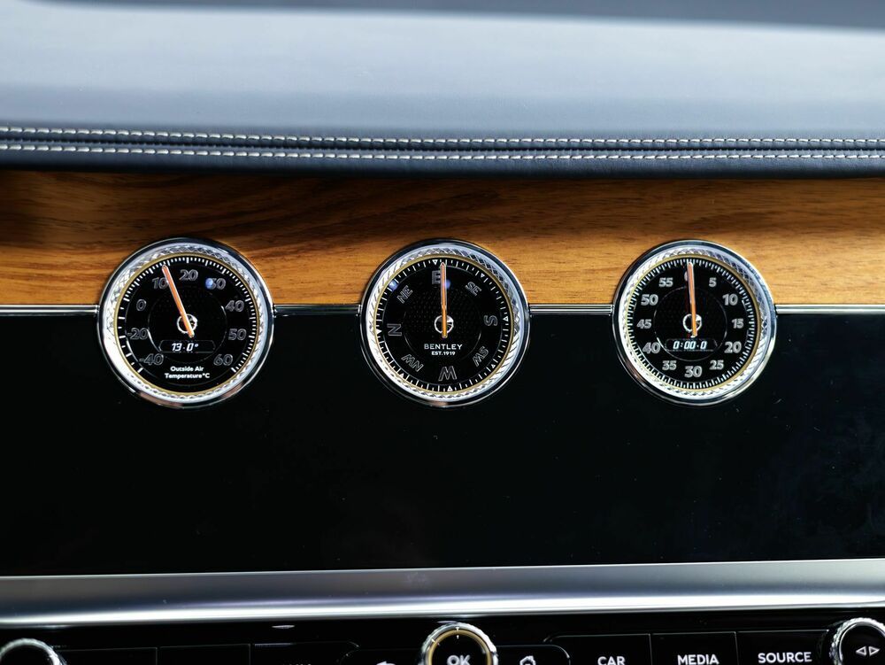 Bentley Continental 2023