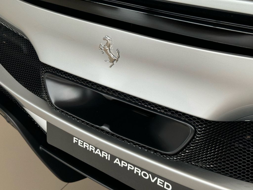 Ferrari 296 GTB 2024