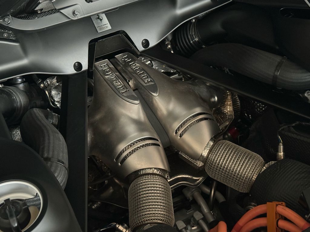 Ferrari 296 GTB 2024