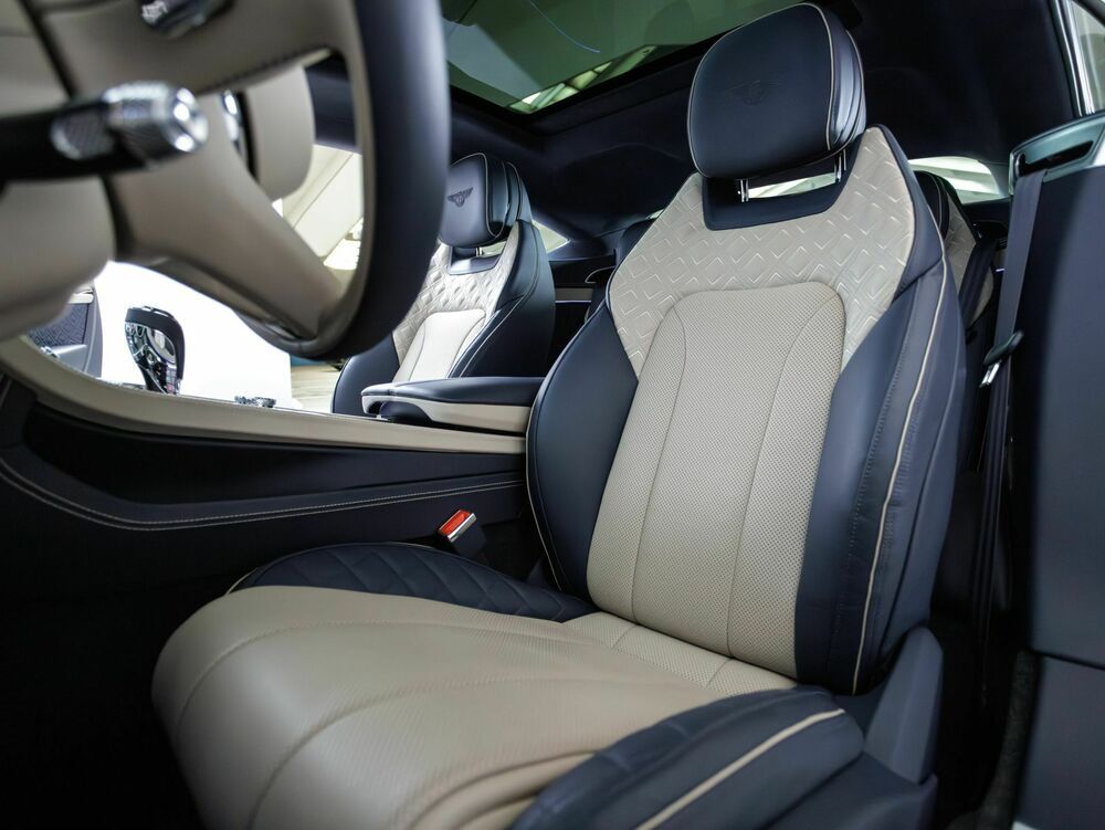 Bentley Continental 2023