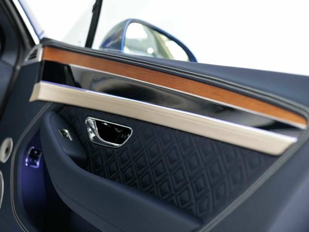 Bentley Continental 2023