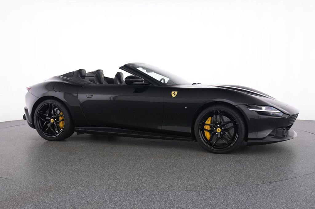 Ferrari Roma 2025