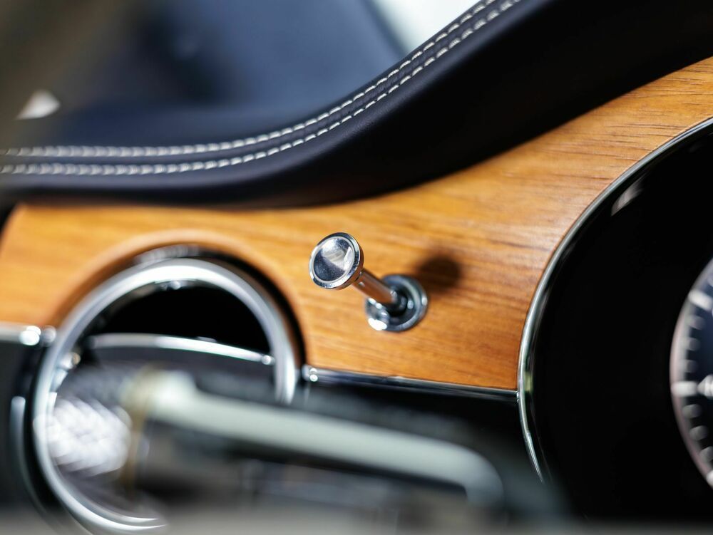 Bentley Continental 2023