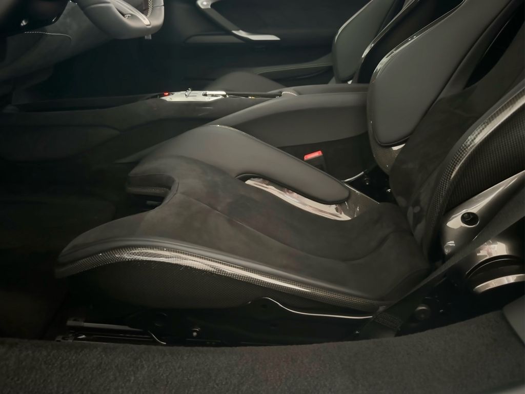 Ferrari 296 GTB 2024