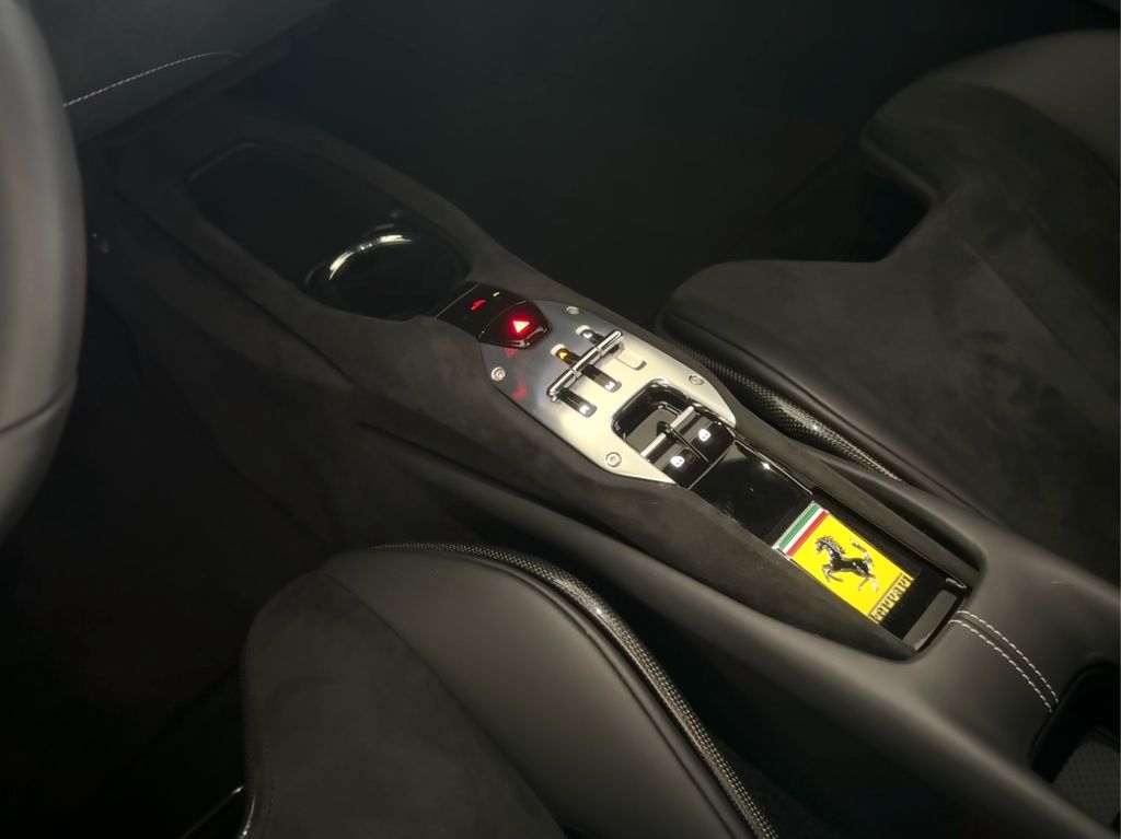 Ferrari 296 GTB 2024