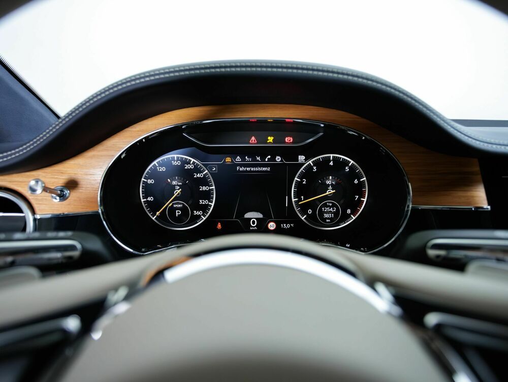 Bentley Continental 2023