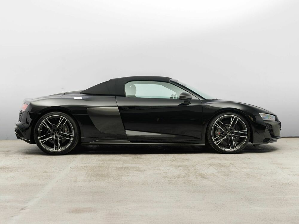 Audi R8 2024