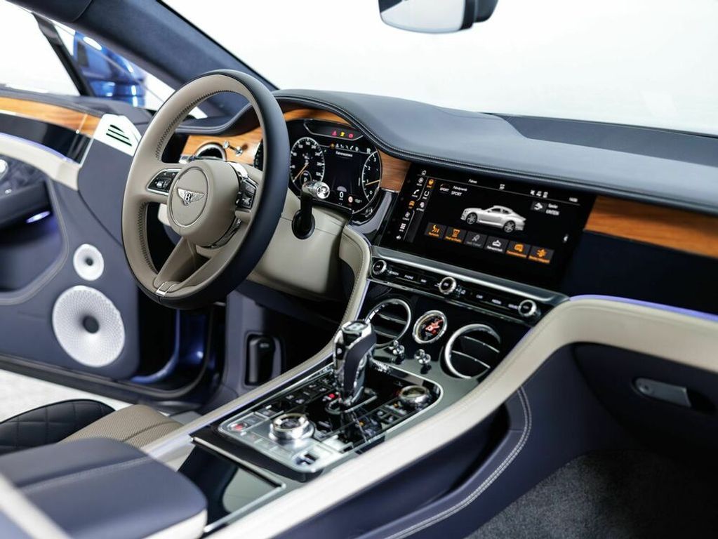 Bentley Continental 2023