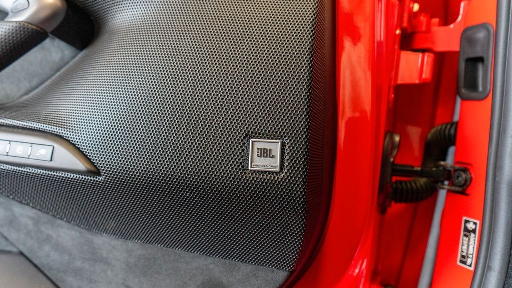 Ferrari 296 GTS 2025