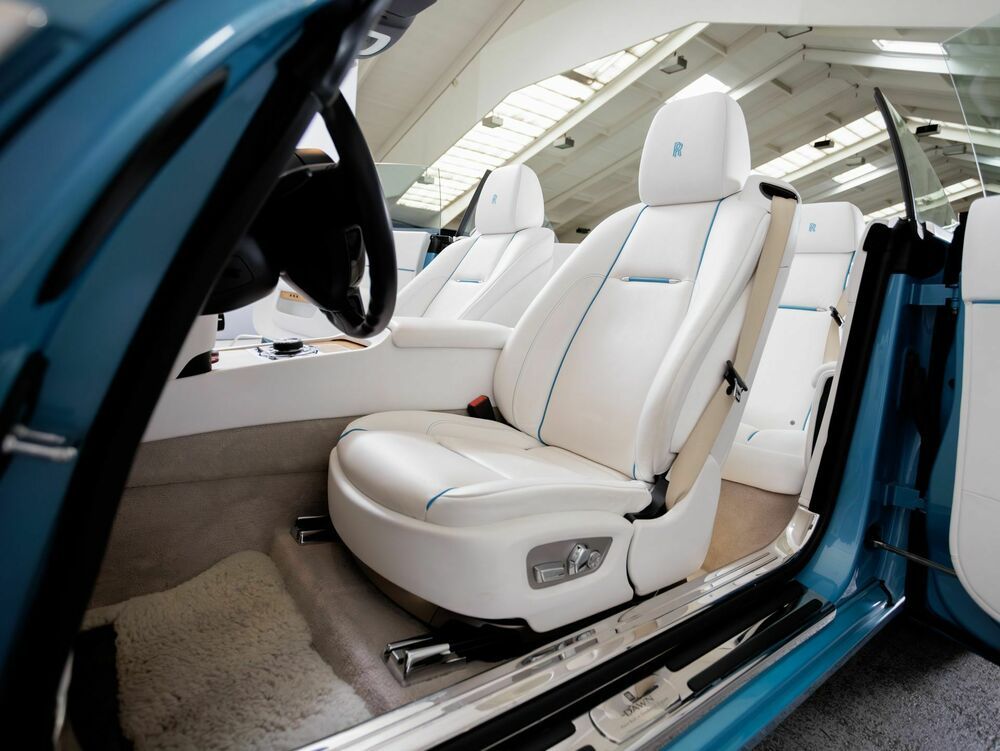 Rolls-Royce Dawn 2017