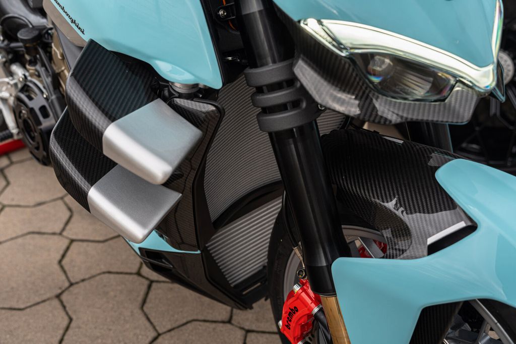 Lamborghini Huracán 2023