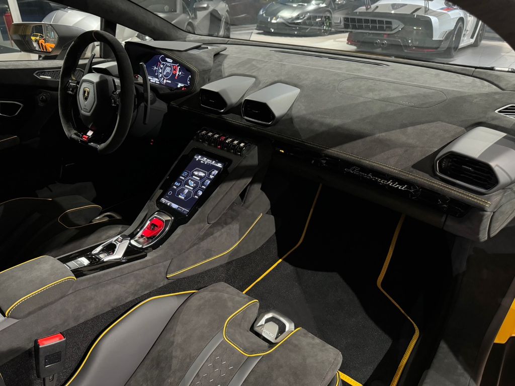 Lamborghini Huracán 2025