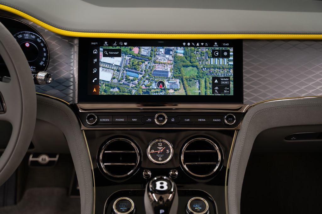 Bentley Continental GTC 2024