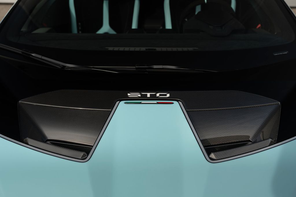 Lamborghini Huracán 2023