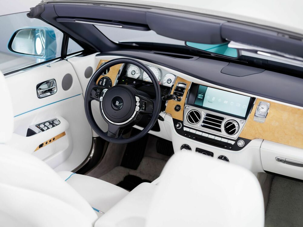 Rolls-Royce Dawn 2017