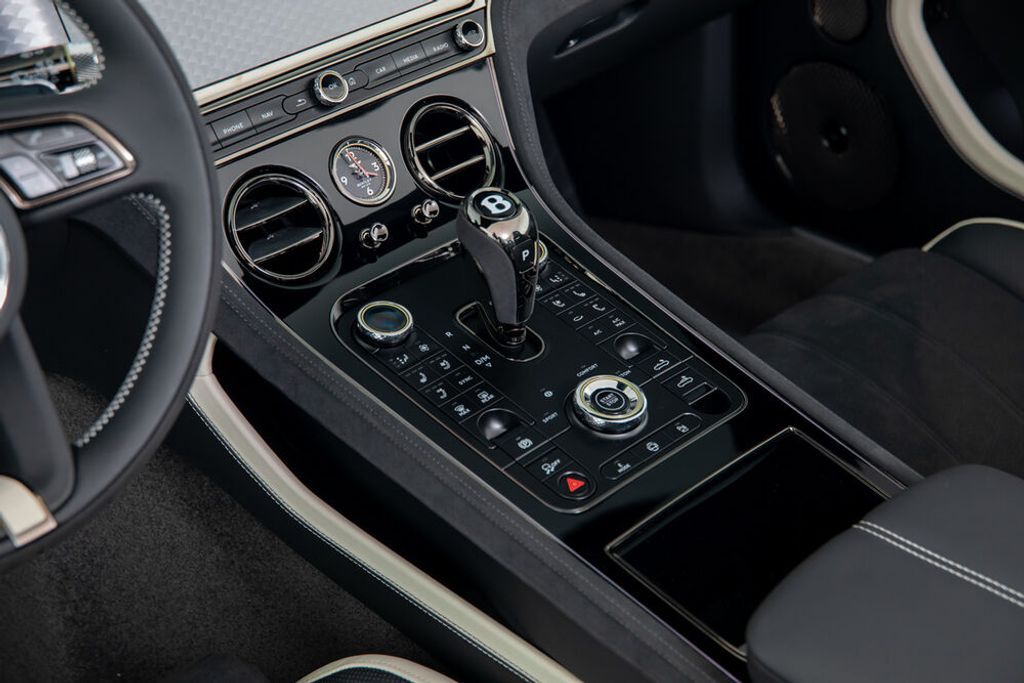 Bentley Continental 2024