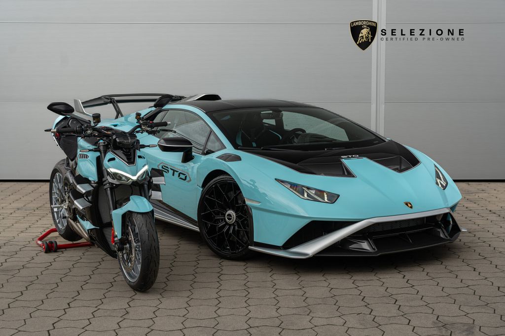 Lamborghini Huracán 2023